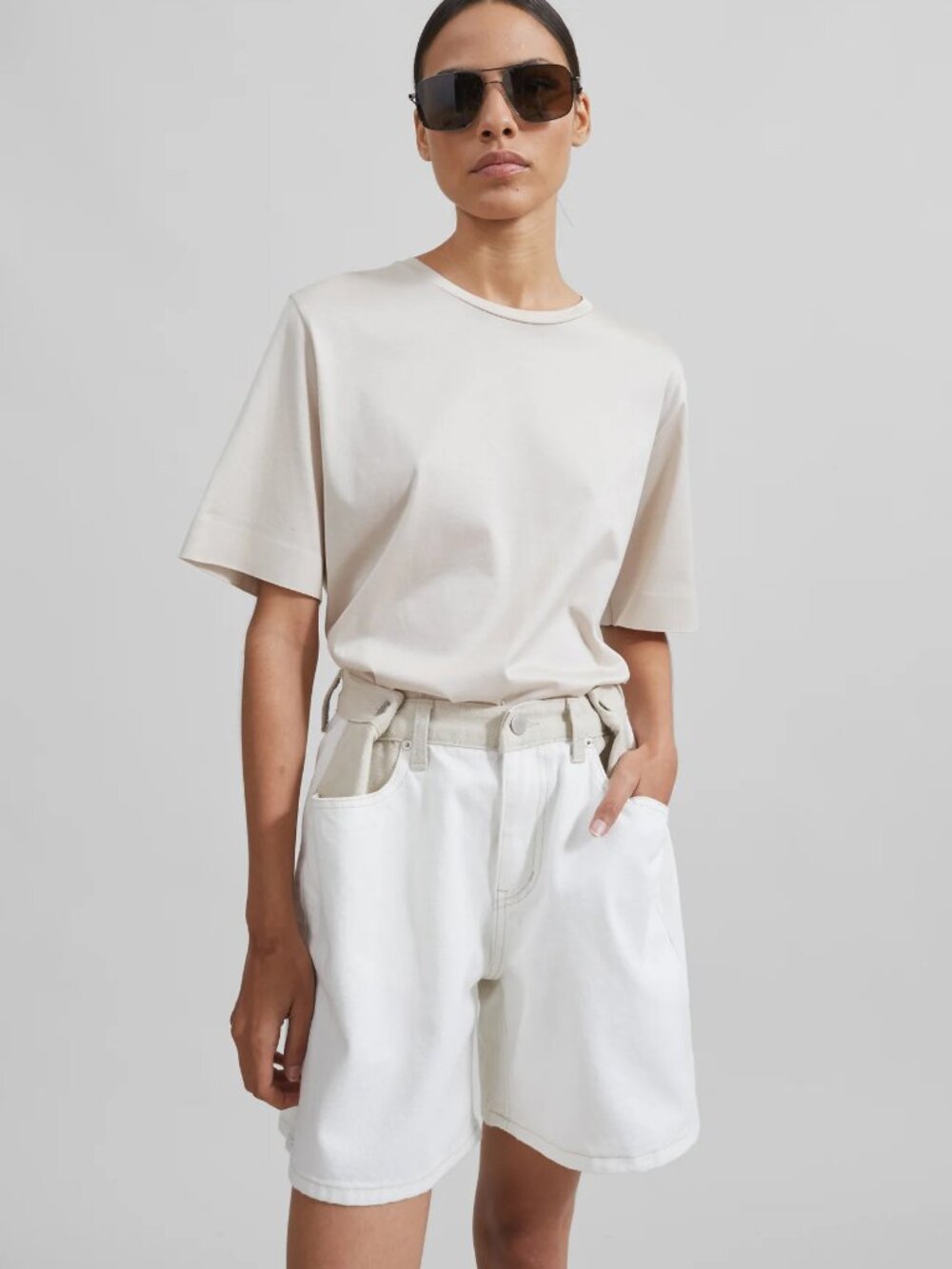 Hayla Contrast Denim Shorts - Off White/Beige - Size XL